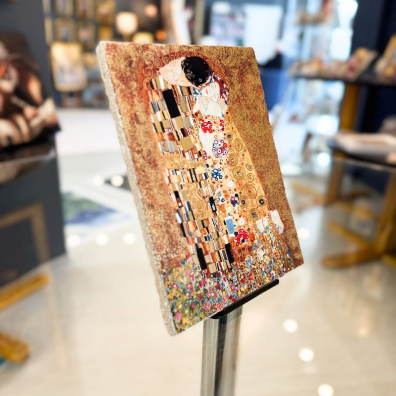 shop Gustav Klimt, The Kiss (fresco)